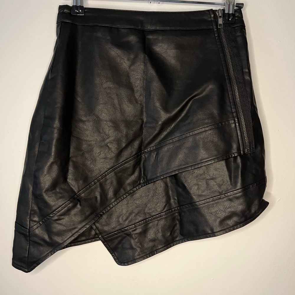 Honeypunch pleather skirt